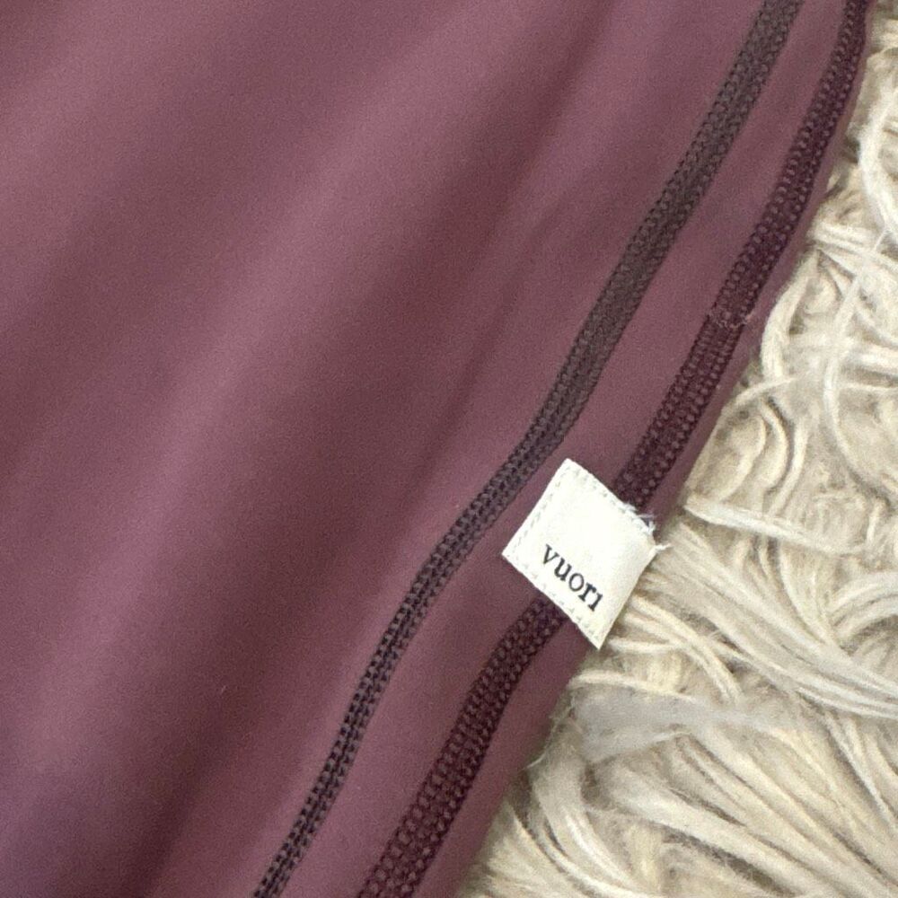 Vuori daily sport leggings size XS - Picture 3 of 5